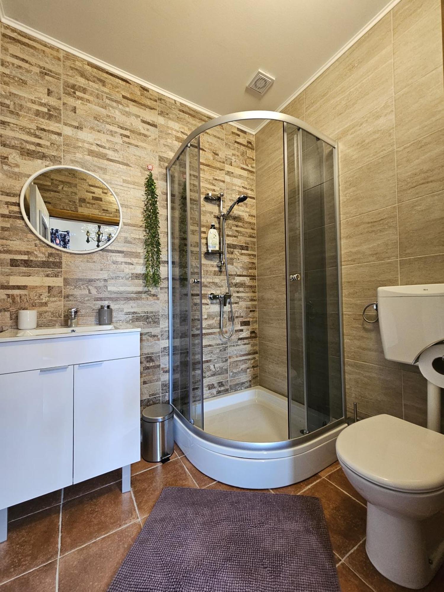 Taverna 1860 Rooms & Apartments Donja Zelina Luaran gambar